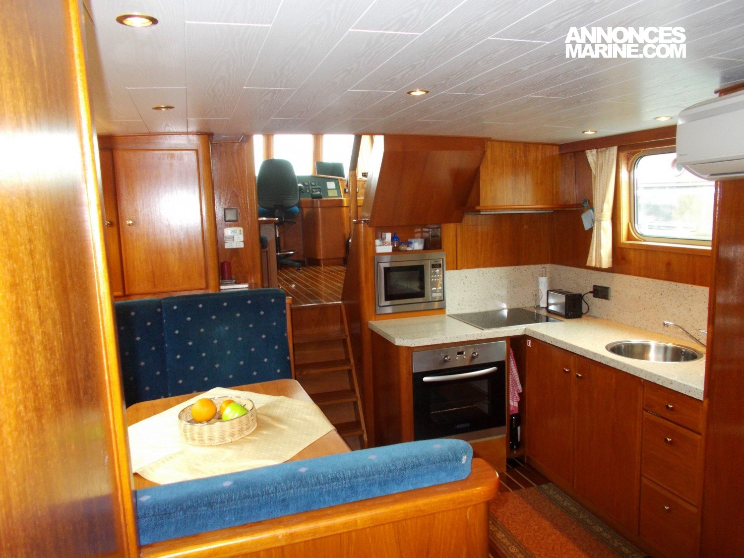 location yacht 8 couchages