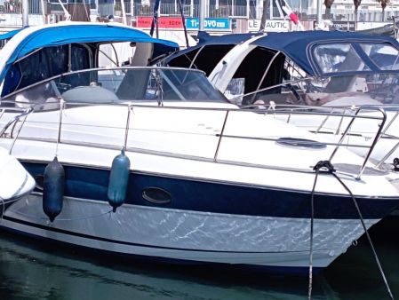 Baisse de prix sur ce bateau : Un Bavaria 29 Sport à 34500€ très entretenu avec peu d'heures .