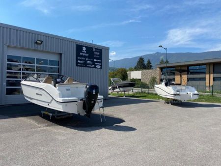 Nouveau concessionnaire Quicksilver boat