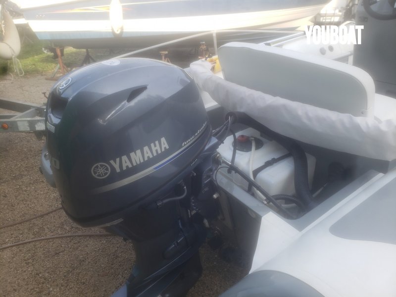 Adventure Vesta 550 - 70ch 4 temps injection Yamaha (Ess.) - 5.3m - 2019 - 18.900 €