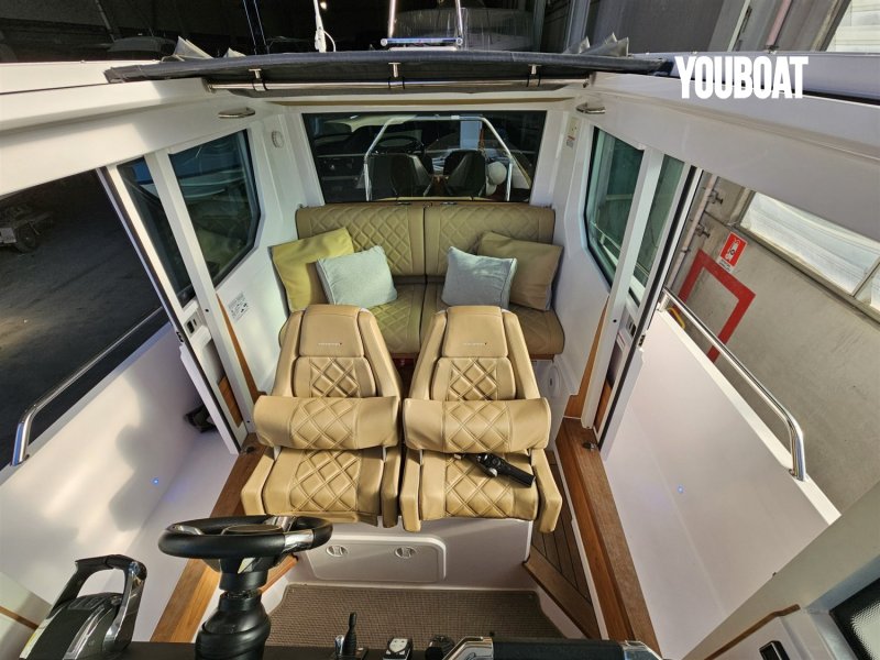 Axopar 28 Cabin - 2x200hp Mercury - 9.18m - 2021 - 160.000 €