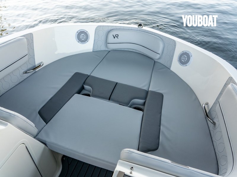 Bayliner VR5 Bowrider