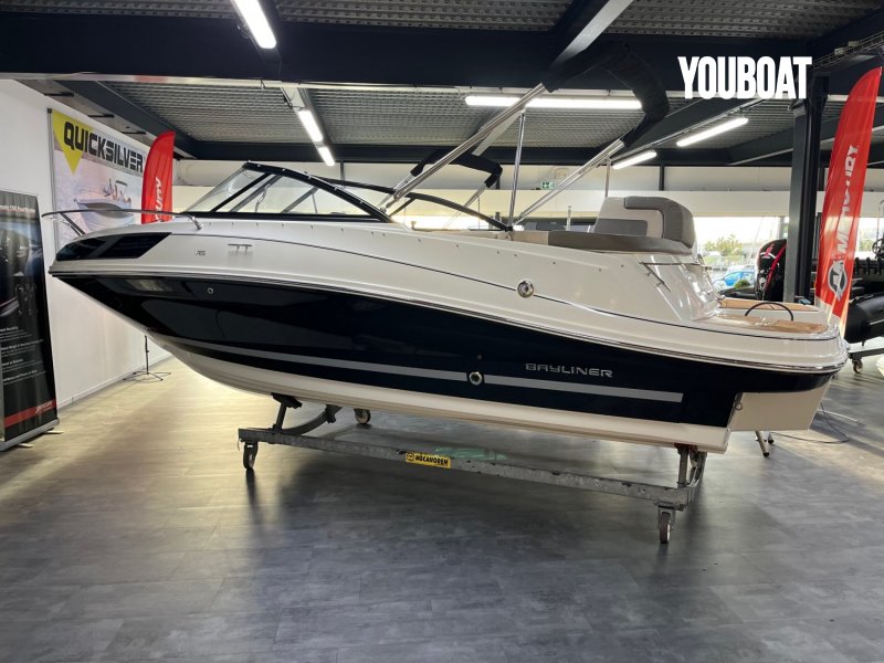 Bayliner VR5 Cuddy OB