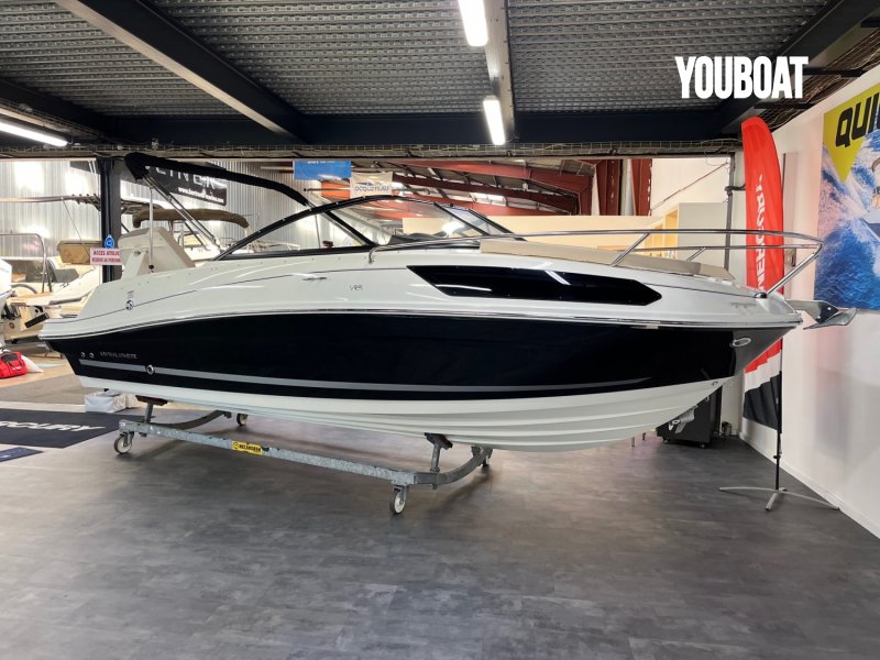 Bayliner VR5 Cuddy OB