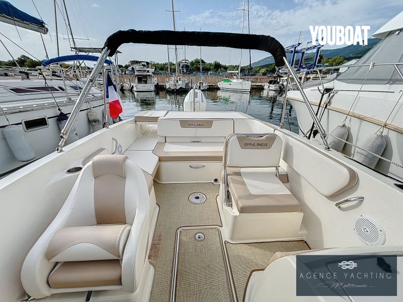 Bayliner VR6 Bowrider