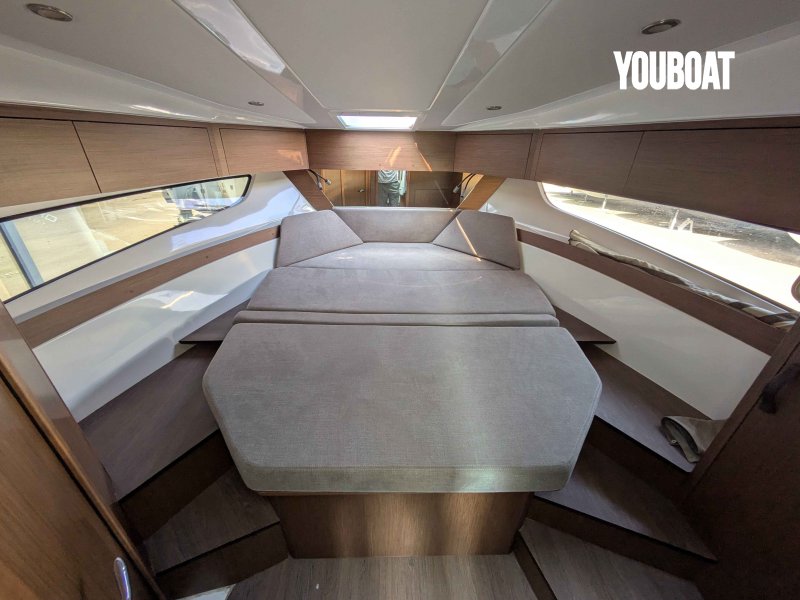 Beneteau Antares 11 OB