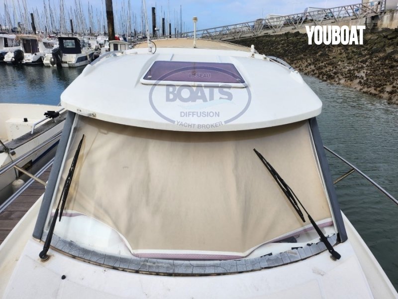 Beneteau Antares 680