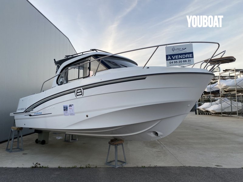 Beneteau Antares 8 Fishing - 250ch Suzuki (Ess.) - 8.23m - 2023 - 112.500 €