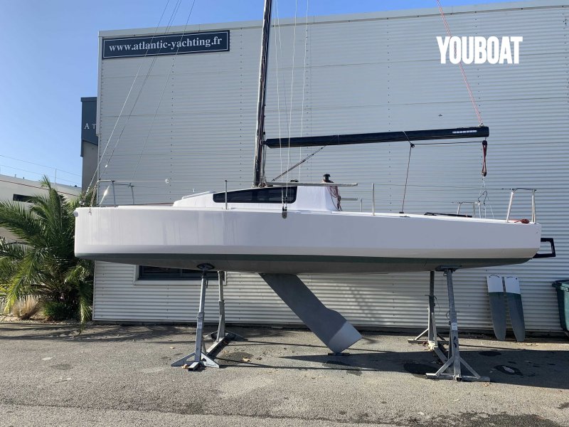 Beneteau First 24 SE
