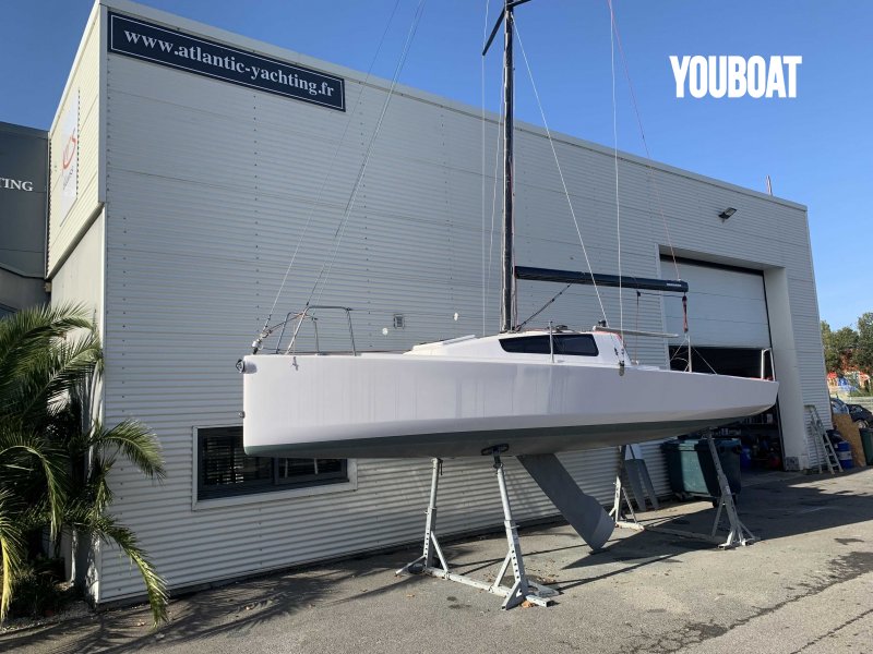 Beneteau First 24 SE