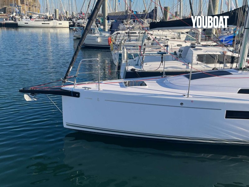 Beneteau First 30