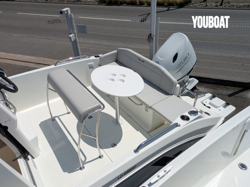 Beneteau Flyer 6 SPACEdeck