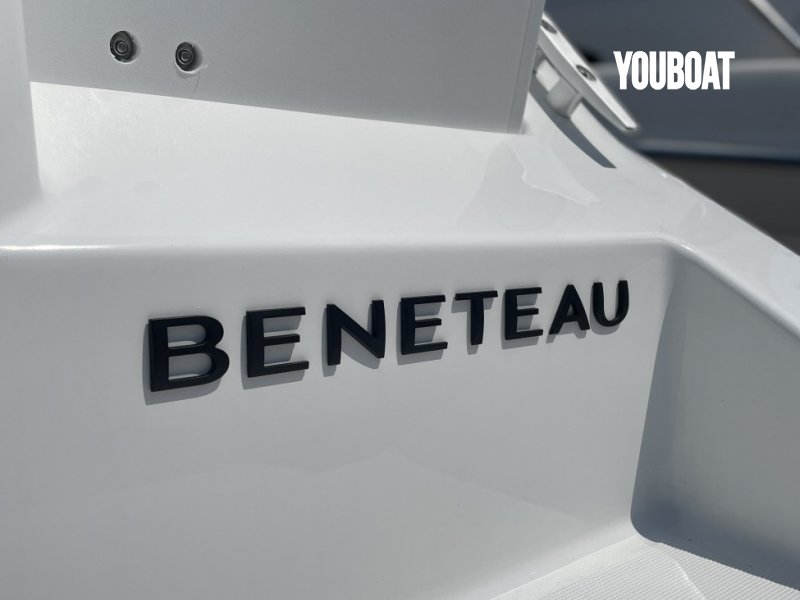 Beneteau Flyer 6 SPACEdeck - 115ch Suzuki (Ess.) - 5.52m - 2023 - 48.000 €