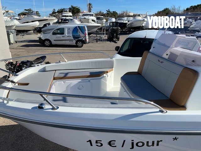 Beneteau Flyer 6 SPACEdeck