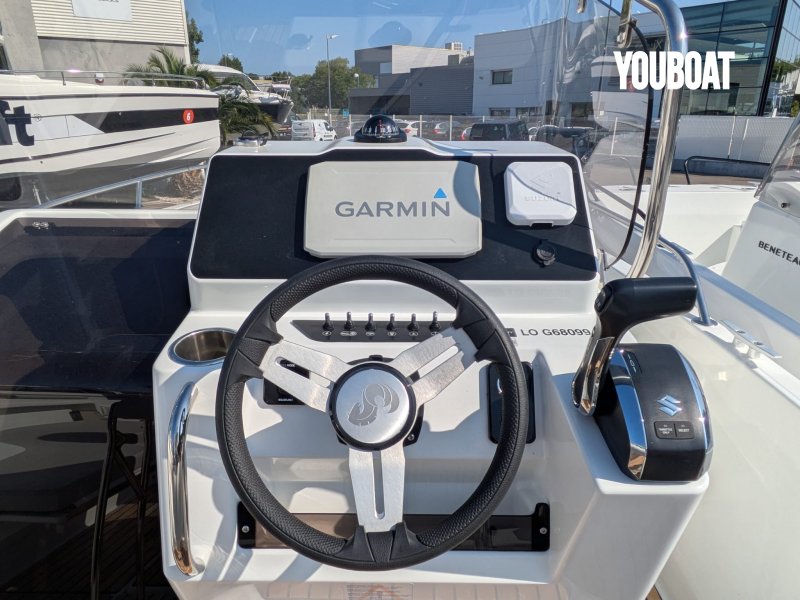 Beneteau Flyer 7 SPACEdeck