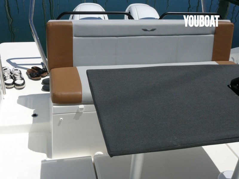 Beneteau Flyer 9 Spacedeck