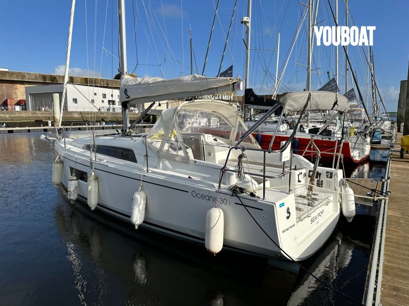 Beneteau Oceanis 30.1