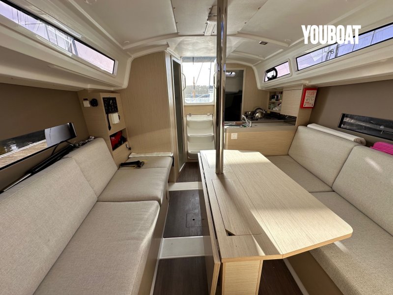 Beneteau Oceanis 30.1