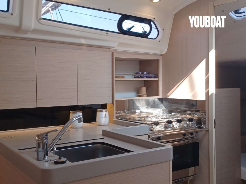 Beneteau Oceanis 34.1