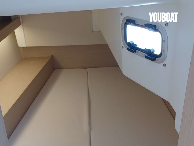 Beneteau Oceanis 34.1
