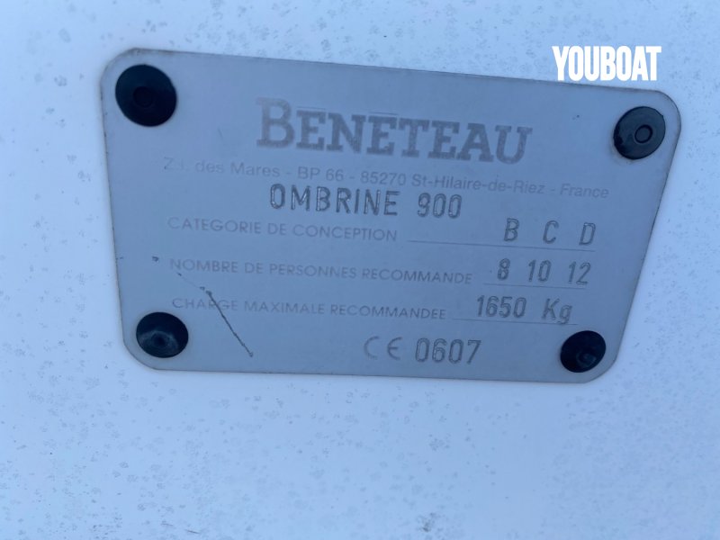 Beneteau Ombrine 900