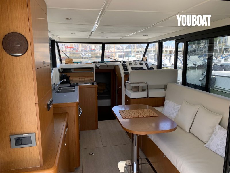 Beneteau Swift Trawler 30