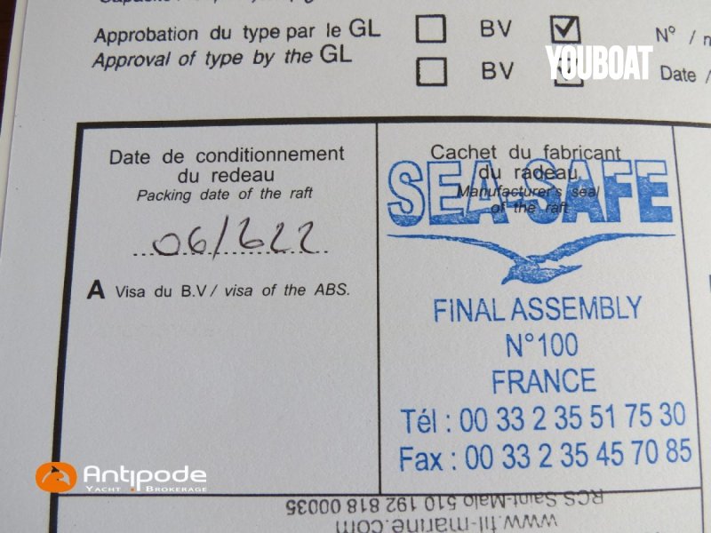 Beneteau Swift Trawler 34 - 425ch Cummins (Die.) - 10.98m - 2010 - 175.000 €
