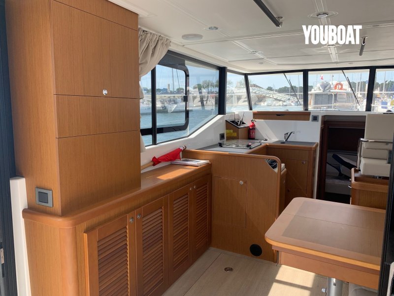 Beneteau Swift Trawler 35