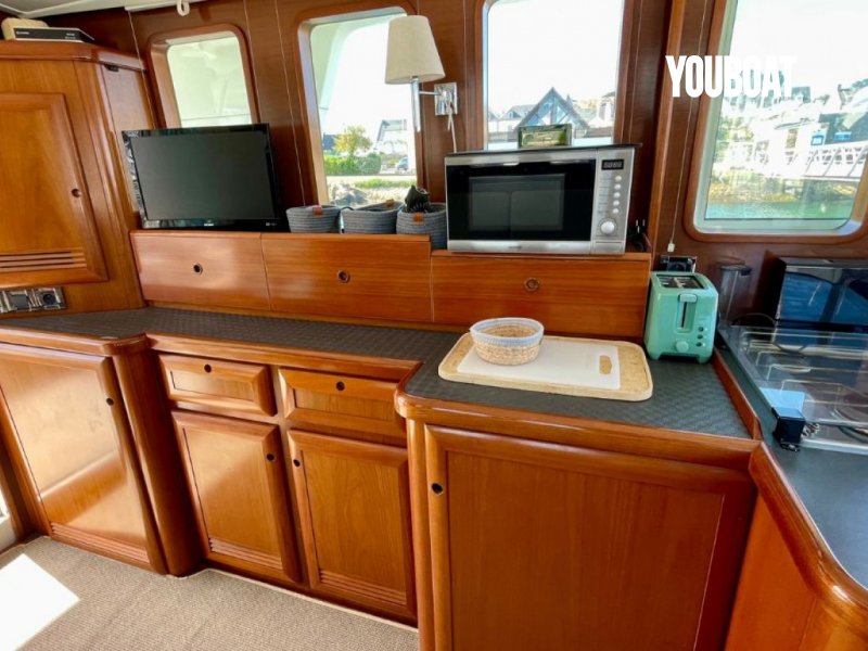 Beneteau Swift Trawler 42