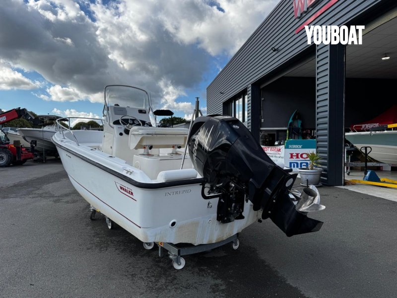 Boston Whaler 190 Outrage