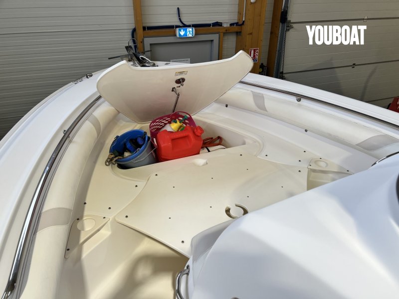 Boston Whaler 240 Outrage à vendre - Photo 9