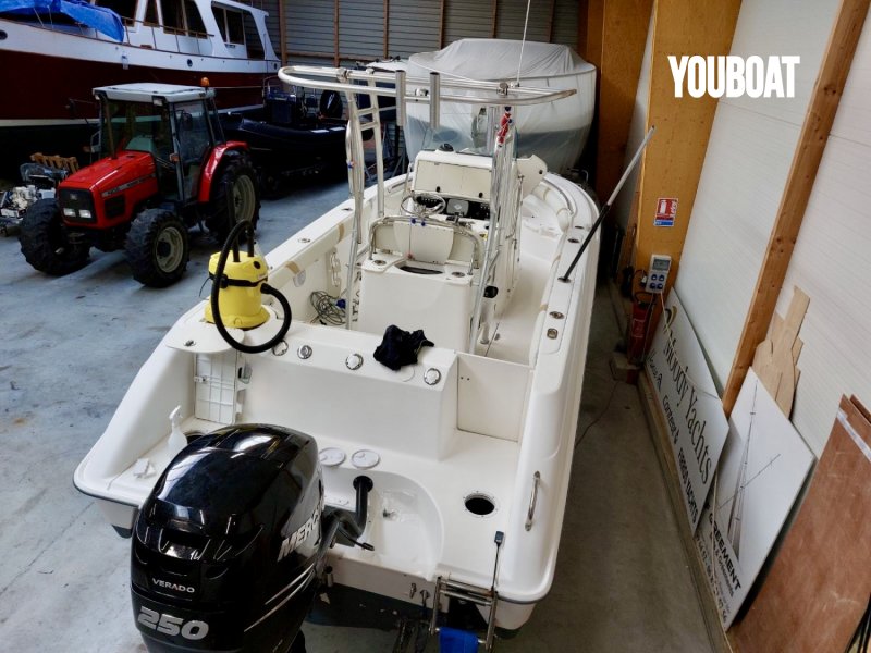 Boston Whaler 240 Outrage à vendre - Photo 9