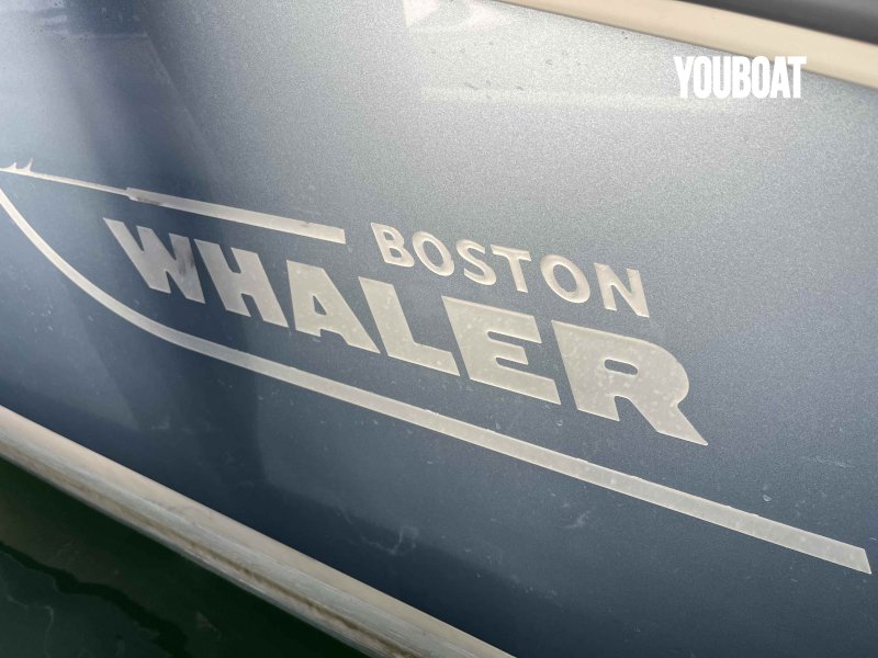 Boston Whaler 320 Outrage - 2x300ch Verado Mercury (Ess.) - 9.8m - 2013 - 199.000 €