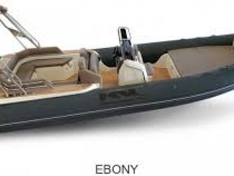 BSC 78 Ebony - 300ch 300 cv BTX Suzuki (Ess.) - 8.2m - 2022 - 800 € / j.
