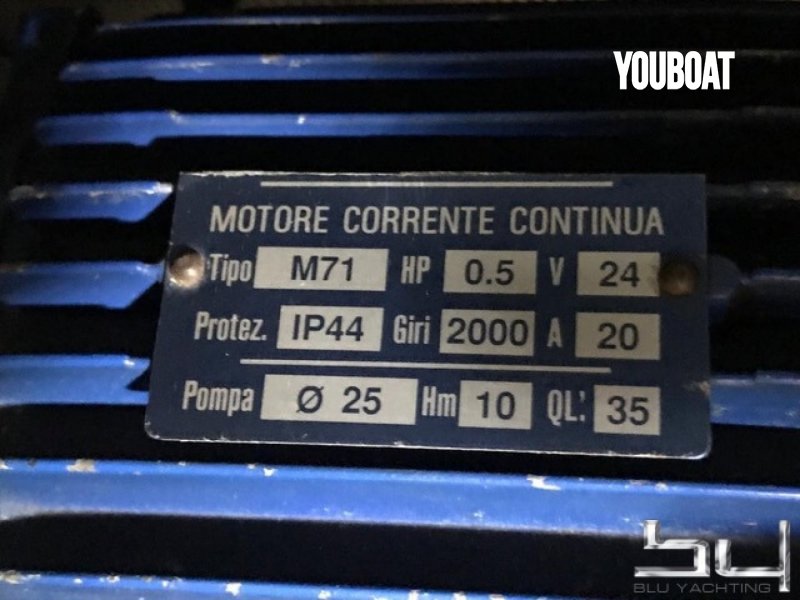 Camuffo 45 C - 2x450Motor gücü(hp) Caterpillar (Diz.) - 13.63m - 1985 - 2.528.319 ₺