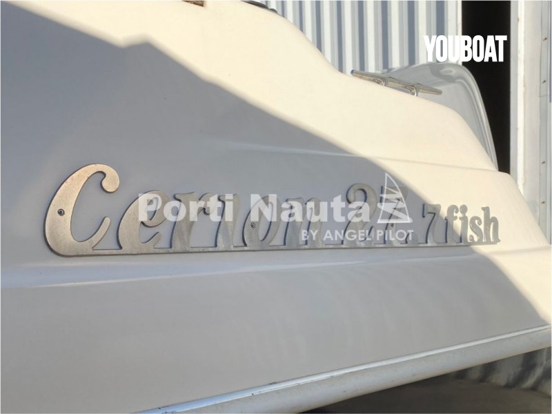 Cantieri Viola Cerion 27.7 Fish - 2x300ch 2 x Honda BF150A4LU/LCD (Ess.) - 8m - 2006 - 55.000 €