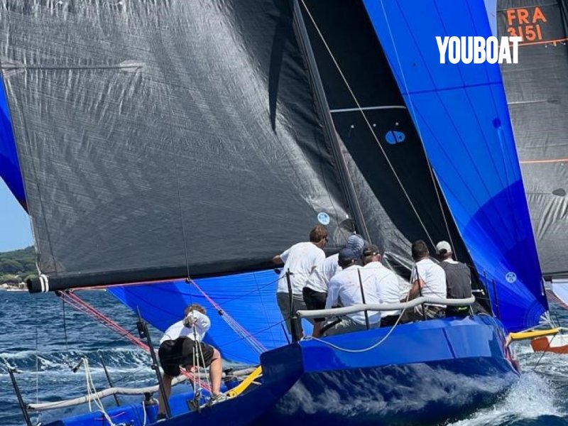 Cape Performance Sailing 31 neuf à vendre