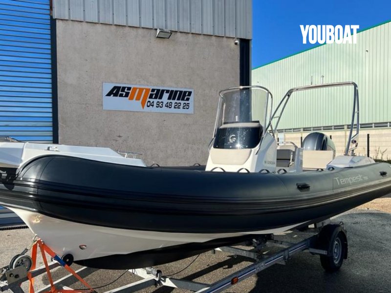 Capelli Tempest 700 Luxe - 200ch Yamaha (Ess.) - 6.99m - 2023 - 76.000 €