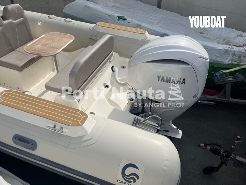 Capelli Tempest 750 Luxe - 250PS Yamaha F250X NSB2 SBW (Ben.) - 7.65m - 2022 - 85.000 €