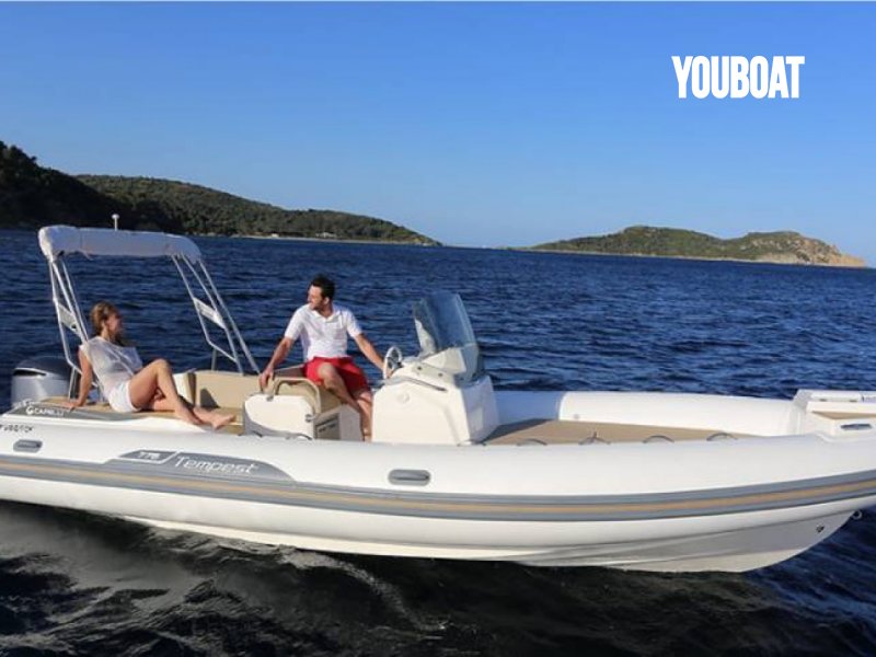 Capelli Tempest 775 Luxe - 225ch Yamaha (Ess.) - 2023 - 97.500 €