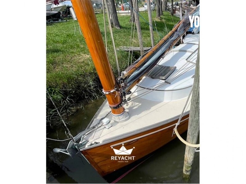 Craglietto Cat Boat - 30hp Bukh (Die.) - 7.5m - 1982 - 39.000 €