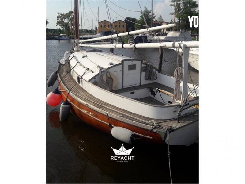 Craglietto Cat Boat - 30hp Bukh (Die.) - 7.5m - 1982 - 39.000 €