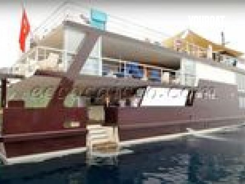 Custom Cruise Boat - 3x800Motor gücü(hp) Doosan (Diz.) - 45m - 2010 - 191.419.800 ₺
