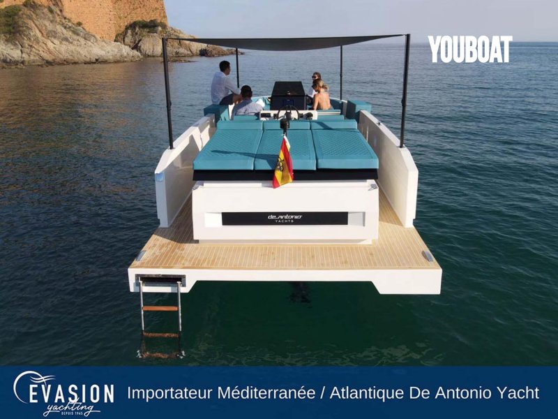 De Antonio Yachts D28 Deck - 2x200ch Mercury (Ess.) - 8.5m - 2024 - 185.040 €