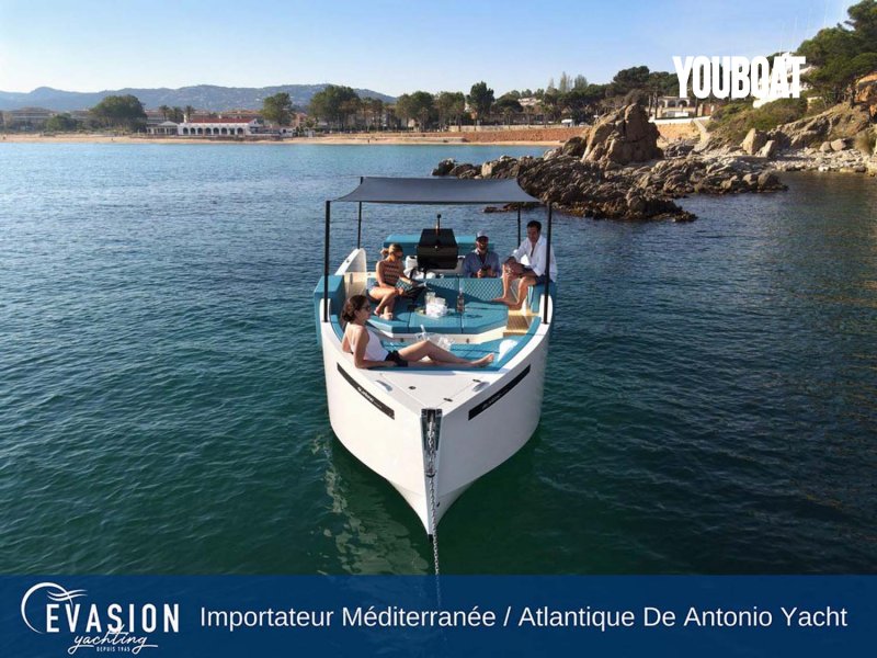 De Antonio Yachts D28 Deck - 2x200ch Mercury (Ess.) - 8.5m - 2024 - 185.040 €