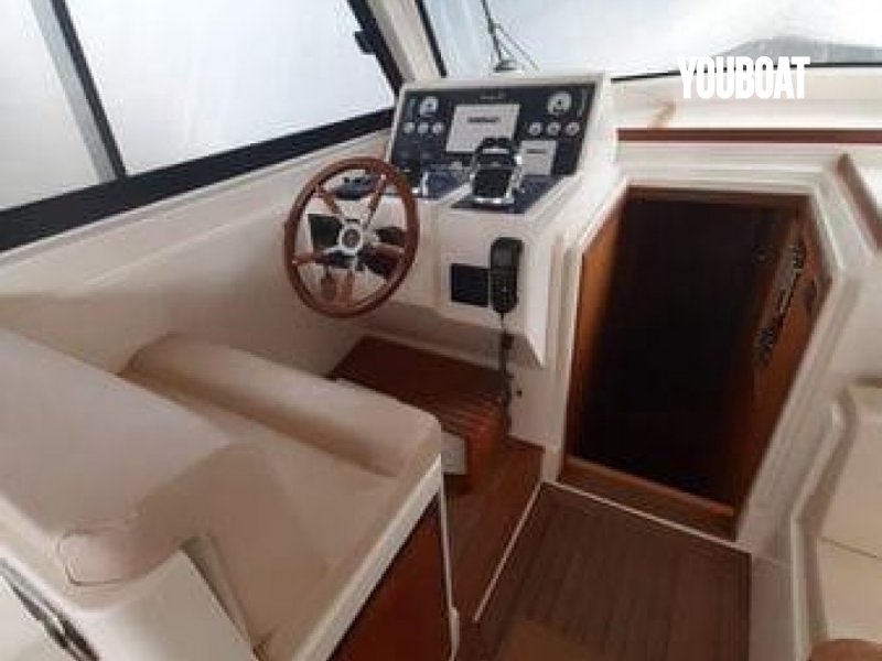 Di Donna Serapo 42 Cabin HT - 2x370hp Volvo (Die.) - 13m - 2012 - 240.000 €