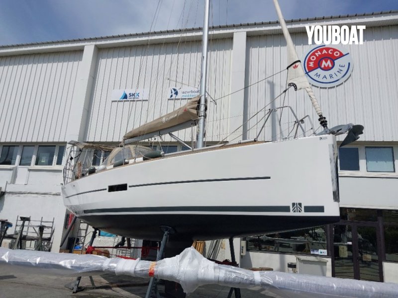 Dufour 310 Grand Large - 20ch Volvo (Die.) - 9.36m - 2021 - 135.000 €