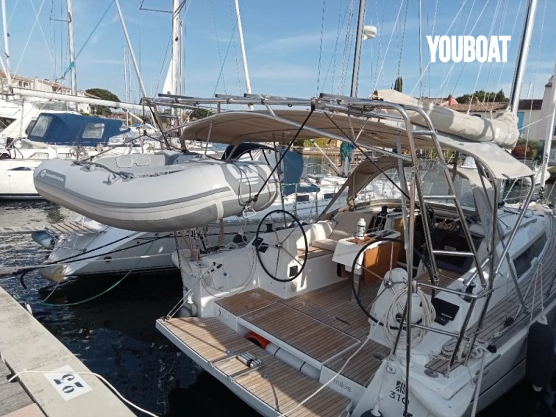 Dufour 310 Grand Large - 20ch Volvo (Die.) - 9.36m - 2021 - 135.000 €