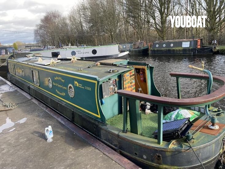 East West 47 Cruiser Stern used for sale