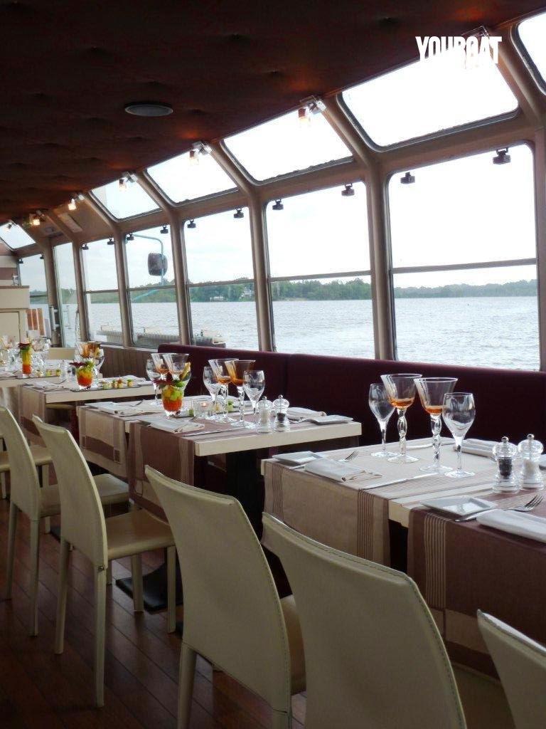 Bateau Passagers Bar ou Restaurant - 150hp Volvo Penta (Die.) - 19.5m - 1988 - 170.424 £